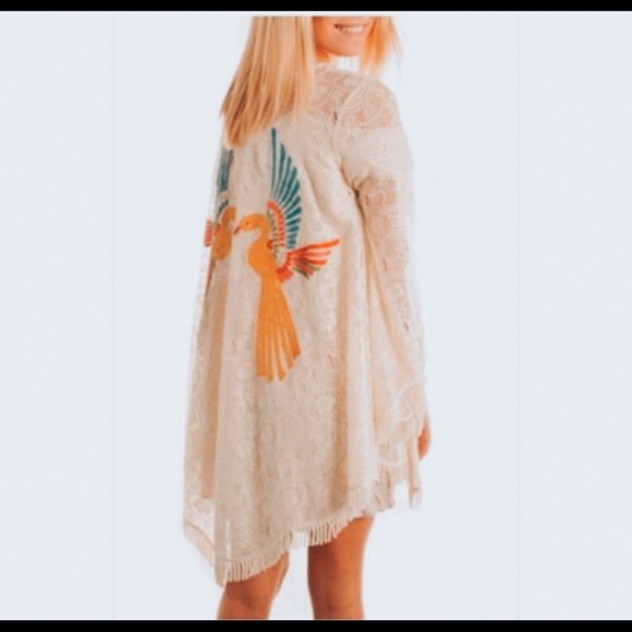 Embroidered Bohemian Crochet Kimono Duster - Picture 9 of 10